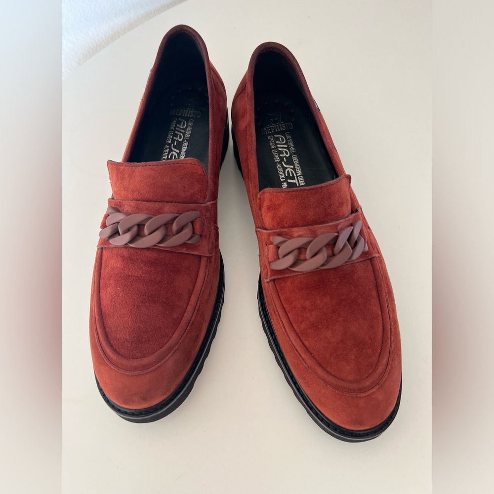 Mephisto Salka Rust Red Velvet Leather Slip-On Chain Detail Lug Sole Loafers